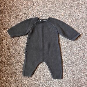 Zara Baby gray knit bodysuit